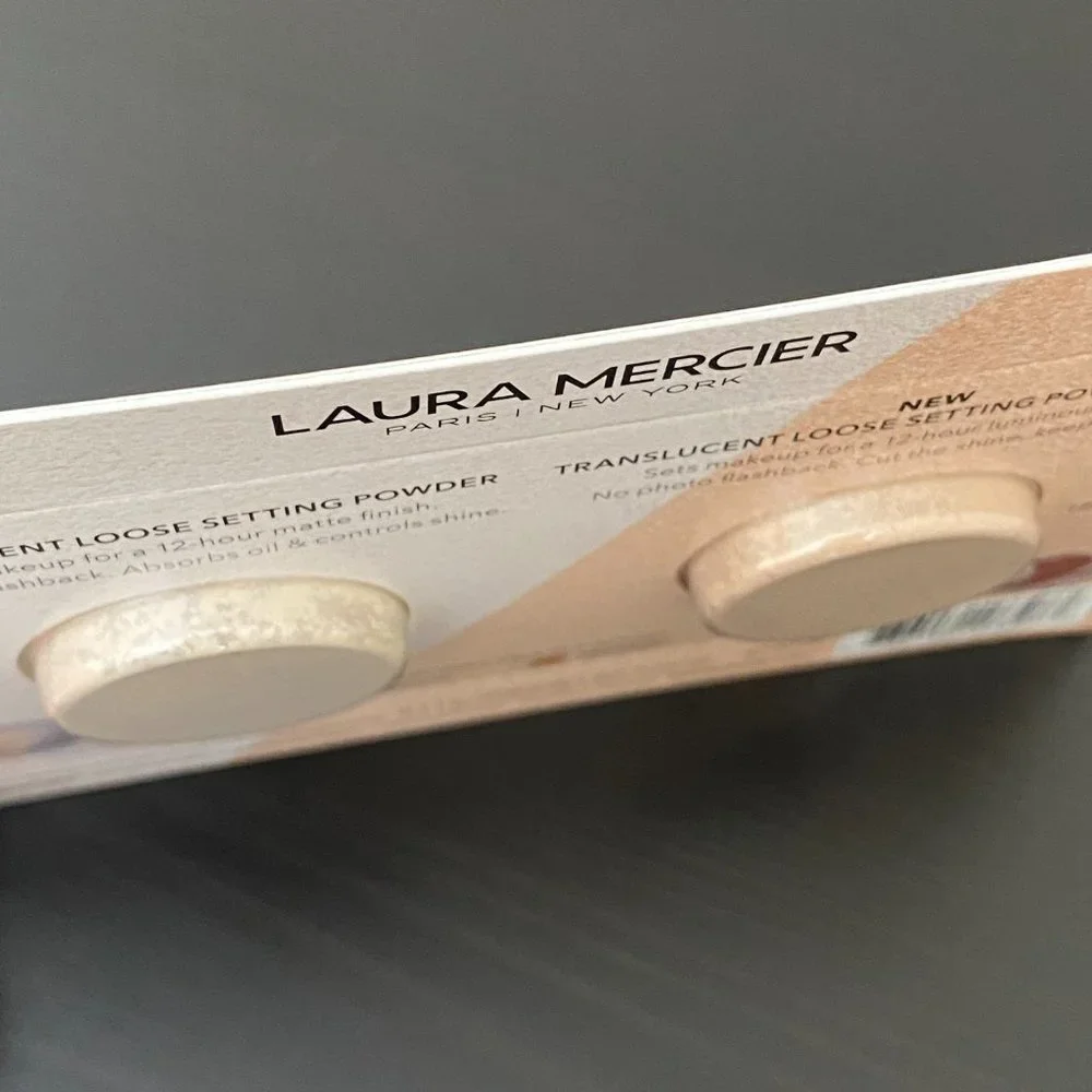 Laura Mercier Translucent Setting Powder duo (Matte finish & Glow finish)